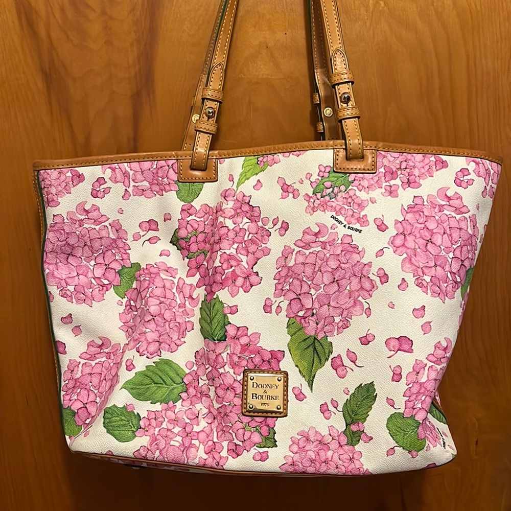 Dooney & Burke hydrangea tote
